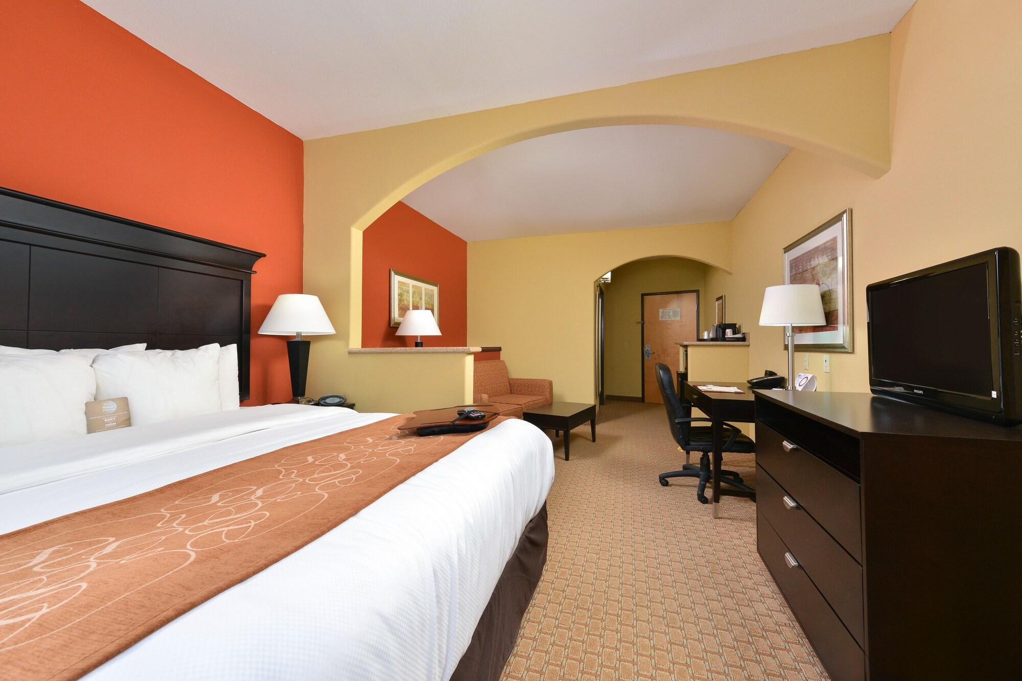 คอมฟอร์ต สวีท ซาลีนา เซาท์ Hotel ภายนอก รูปภาพ