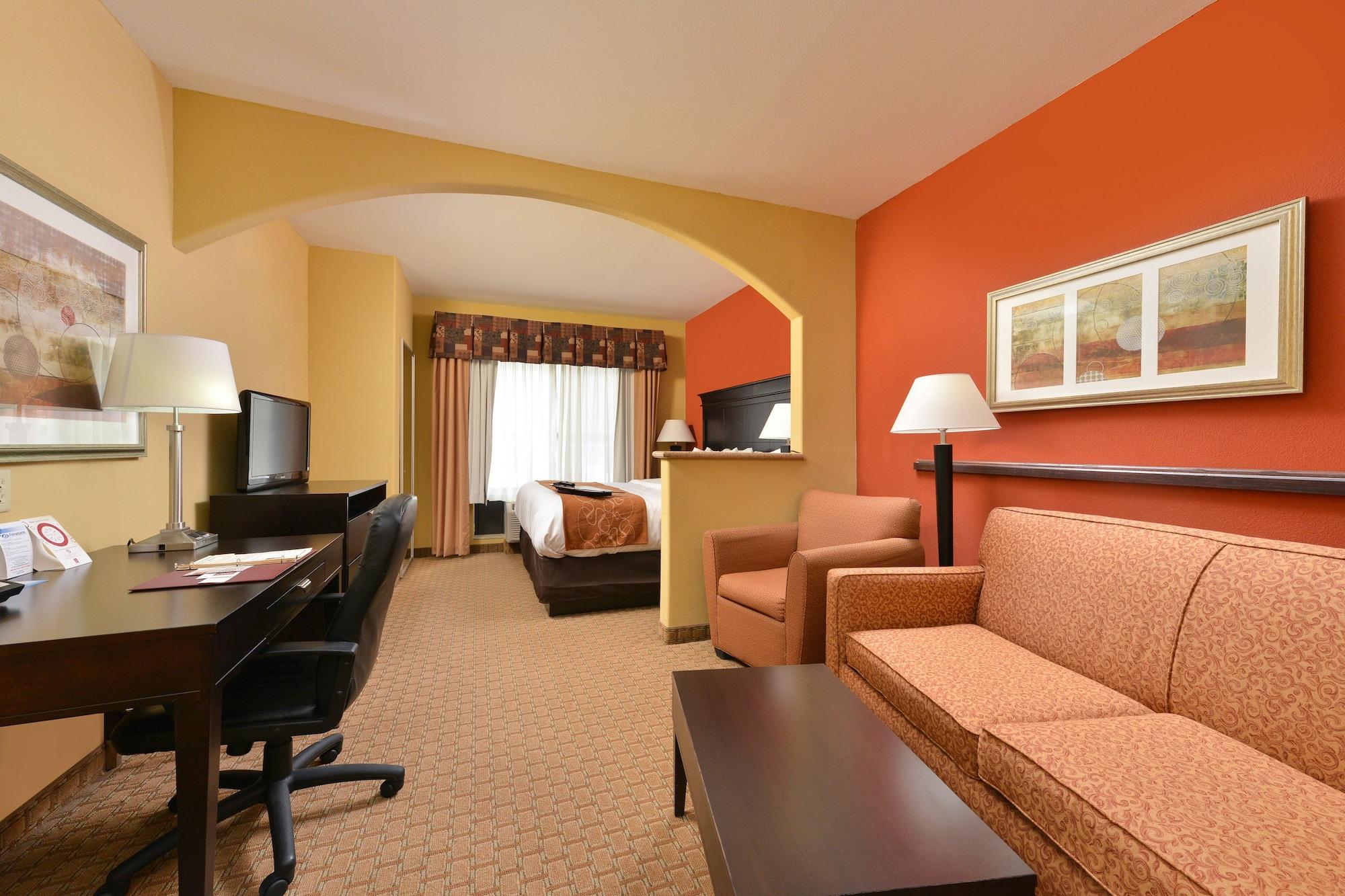 คอมฟอร์ต สวีท ซาลีนา เซาท์ Hotel ภายนอก รูปภาพ