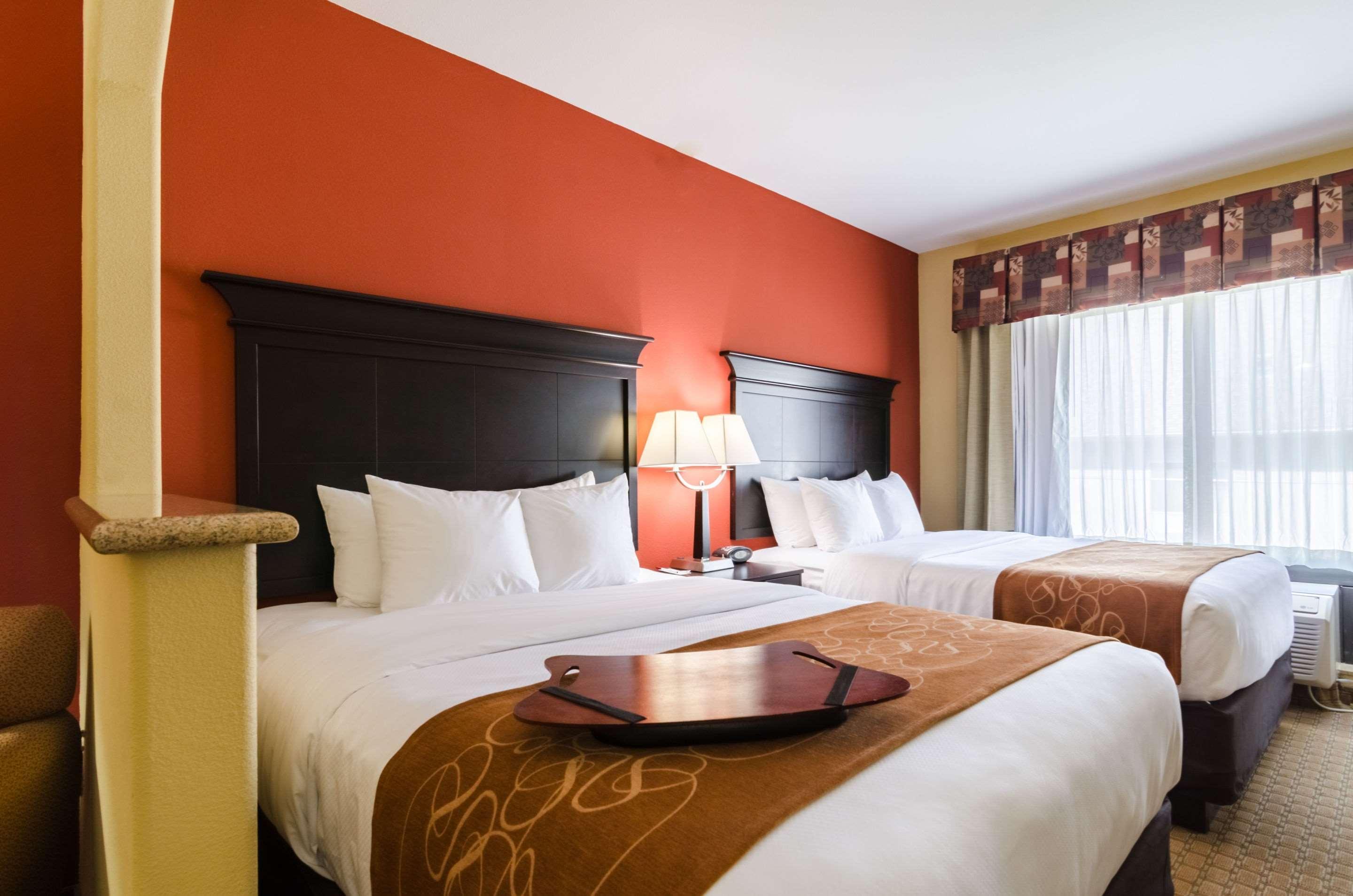 คอมฟอร์ต สวีท ซาลีนา เซาท์ Hotel ภายนอก รูปภาพ